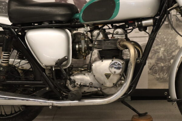 Triumph 3TA 1967